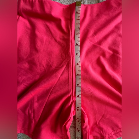 AMAZON Hot Neon Pink Two Piece Lounge Crop Top & Shorts Set- Size S - Picture 6 of 7